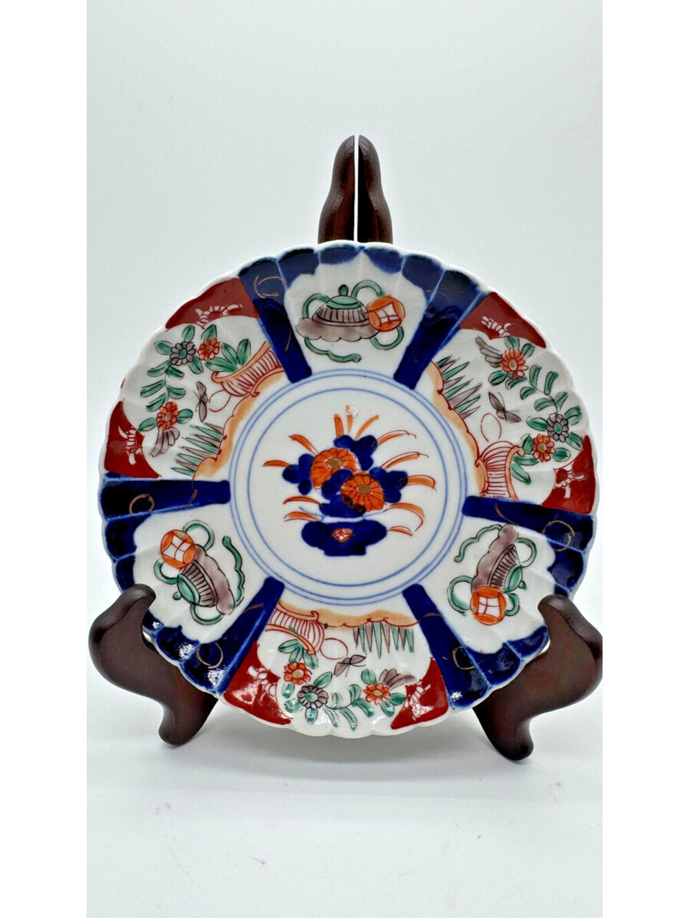 Vintage Japanese Kutani Imari Style Hand Painted Scalloped Plate 7.25"